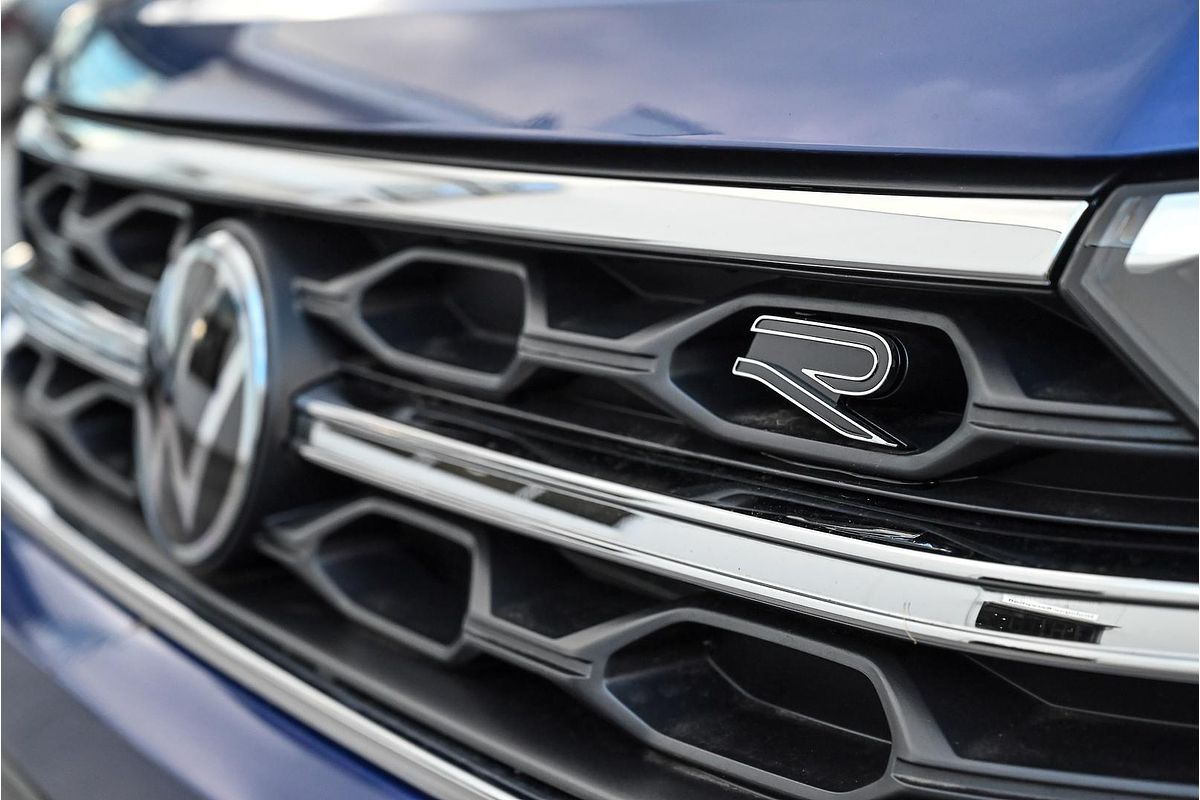 2025 Volkswagen T-Roc 140TSI R-Line D11