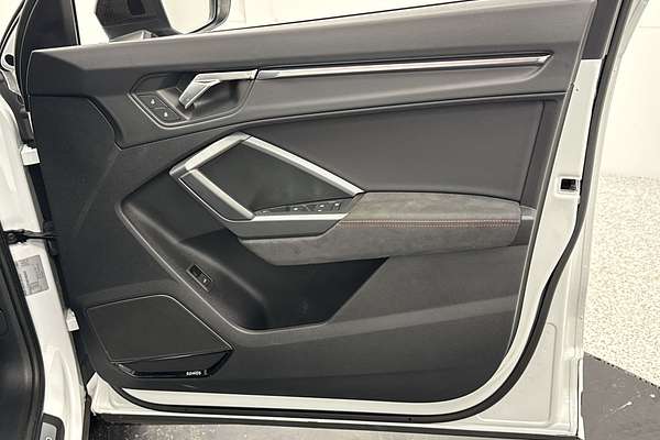 2024 Audi RS Q3 F3