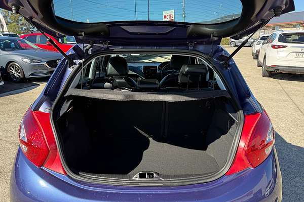 2012 Peugeot 208 Allure A9