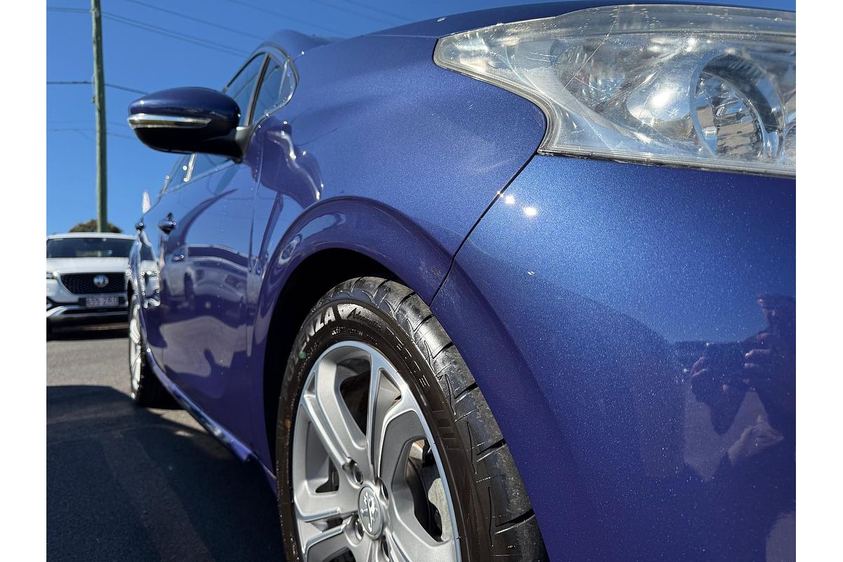 2012 Peugeot 208 Allure A9