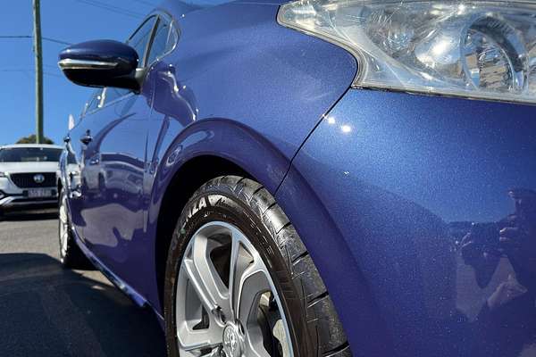 2012 Peugeot 208 Allure A9