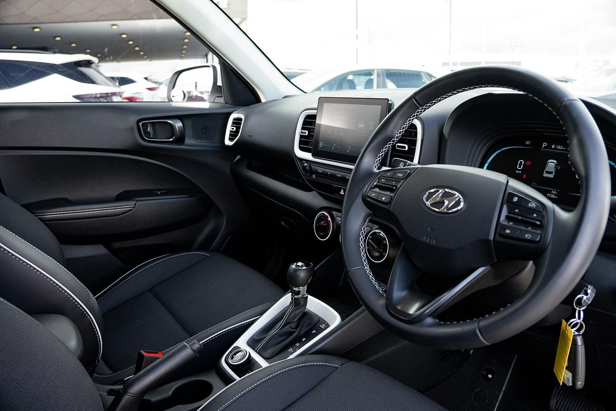 2024 Hyundai Venue Active QX.V5