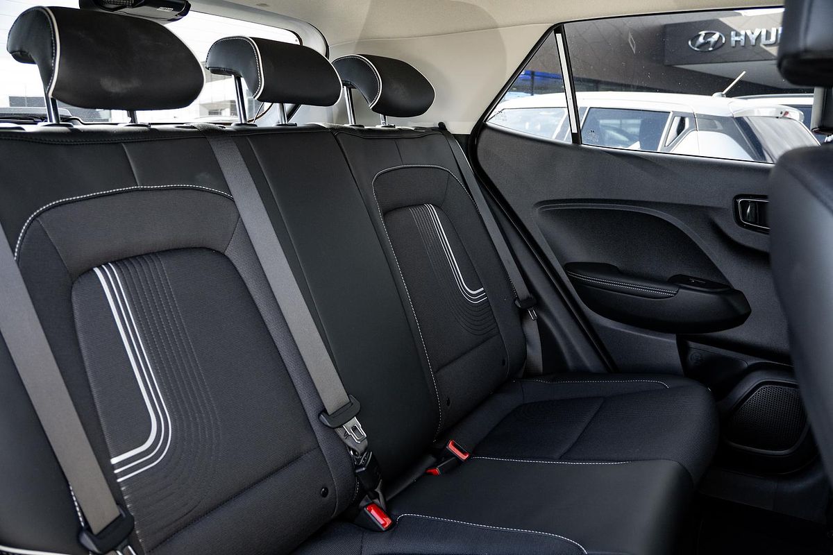 2024 Hyundai Venue Active QX.V5