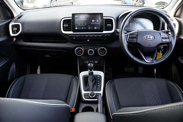 2024 Hyundai Venue Active QX.V5