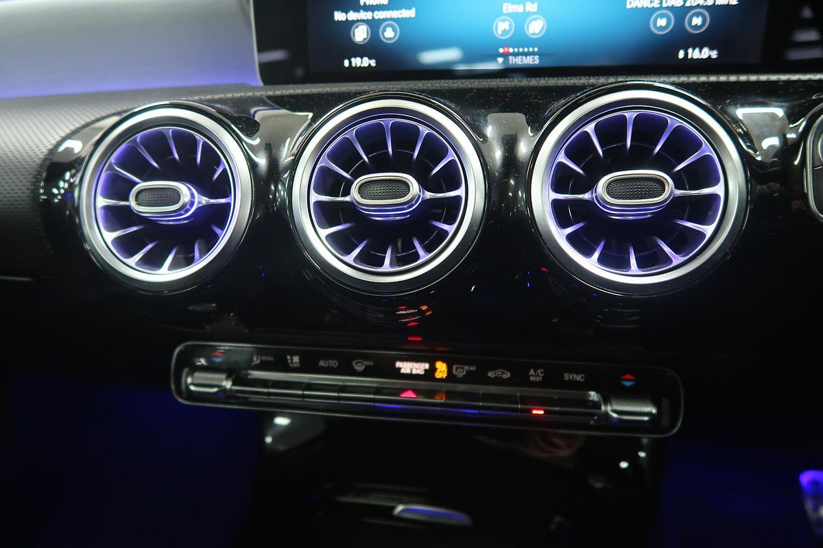 2020 Mercedes-Benz CLA-Class CLA200 C118