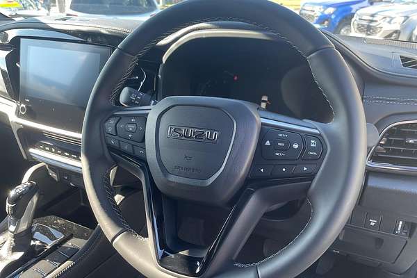 2025 Isuzu MU-X LS-T