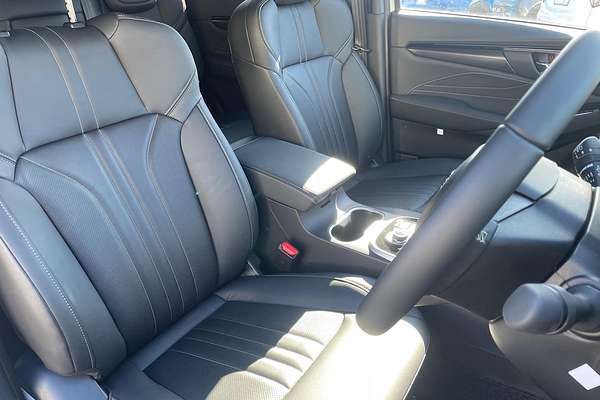 2025 Isuzu MU-X LS-T