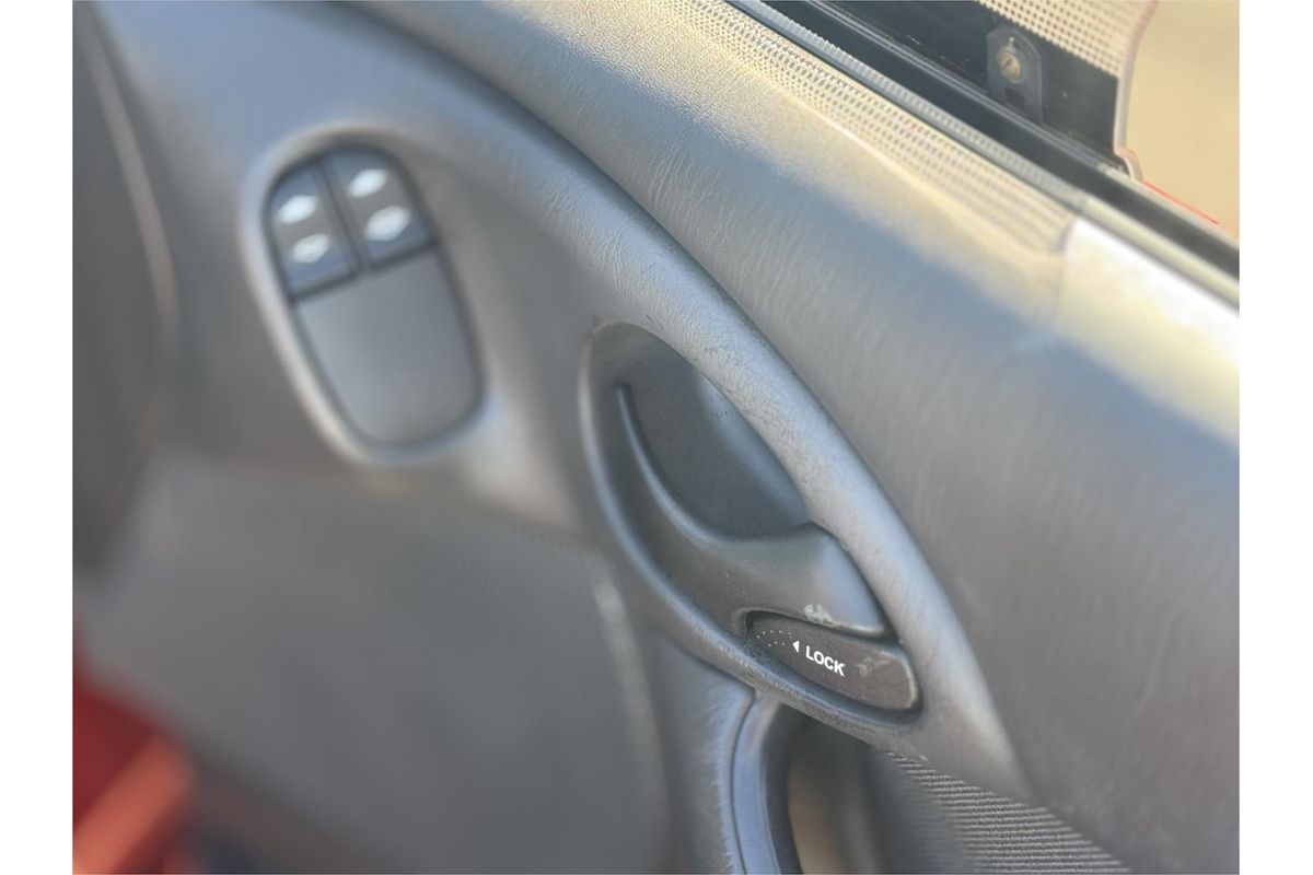 2003 Ford Focus LX LR