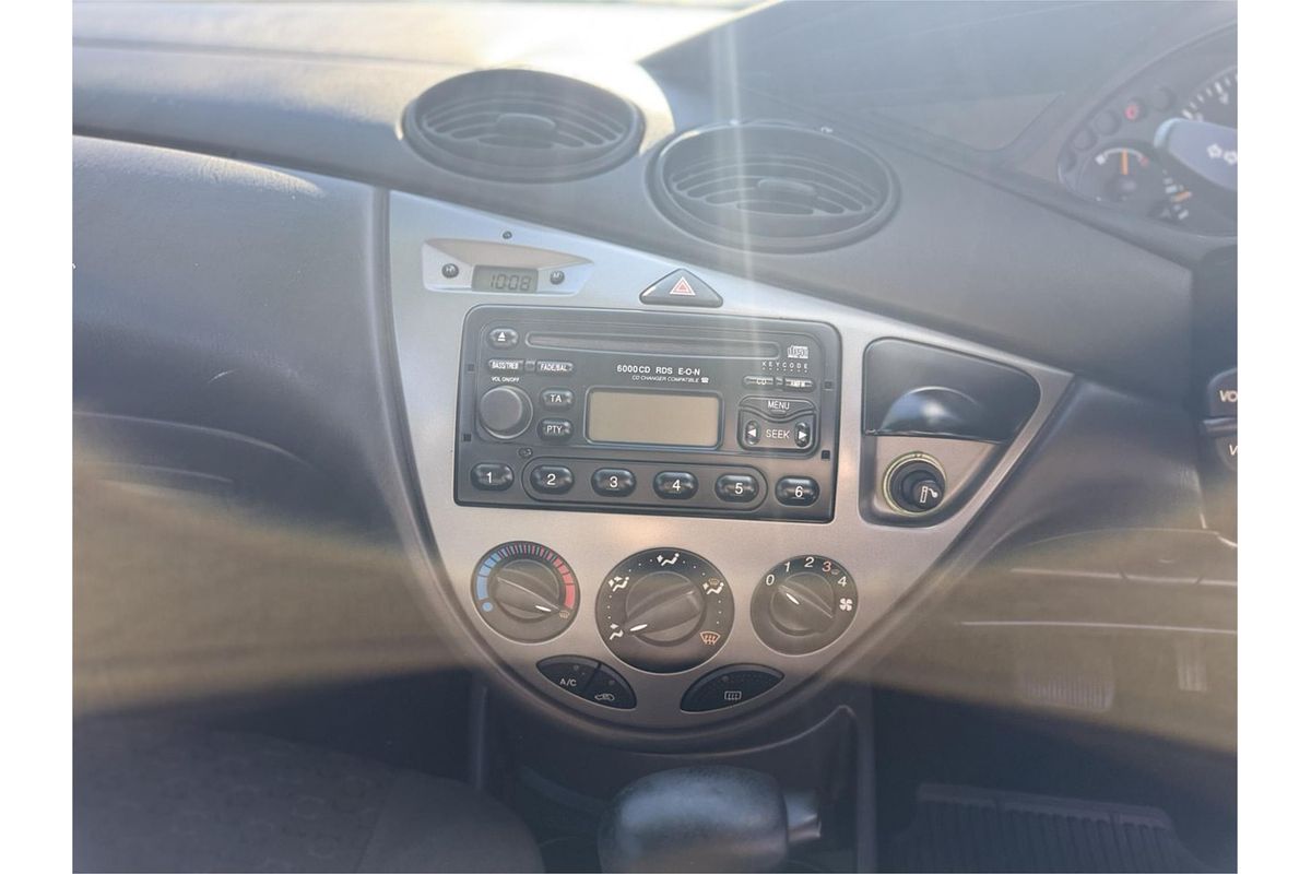 2003 Ford Focus LX LR