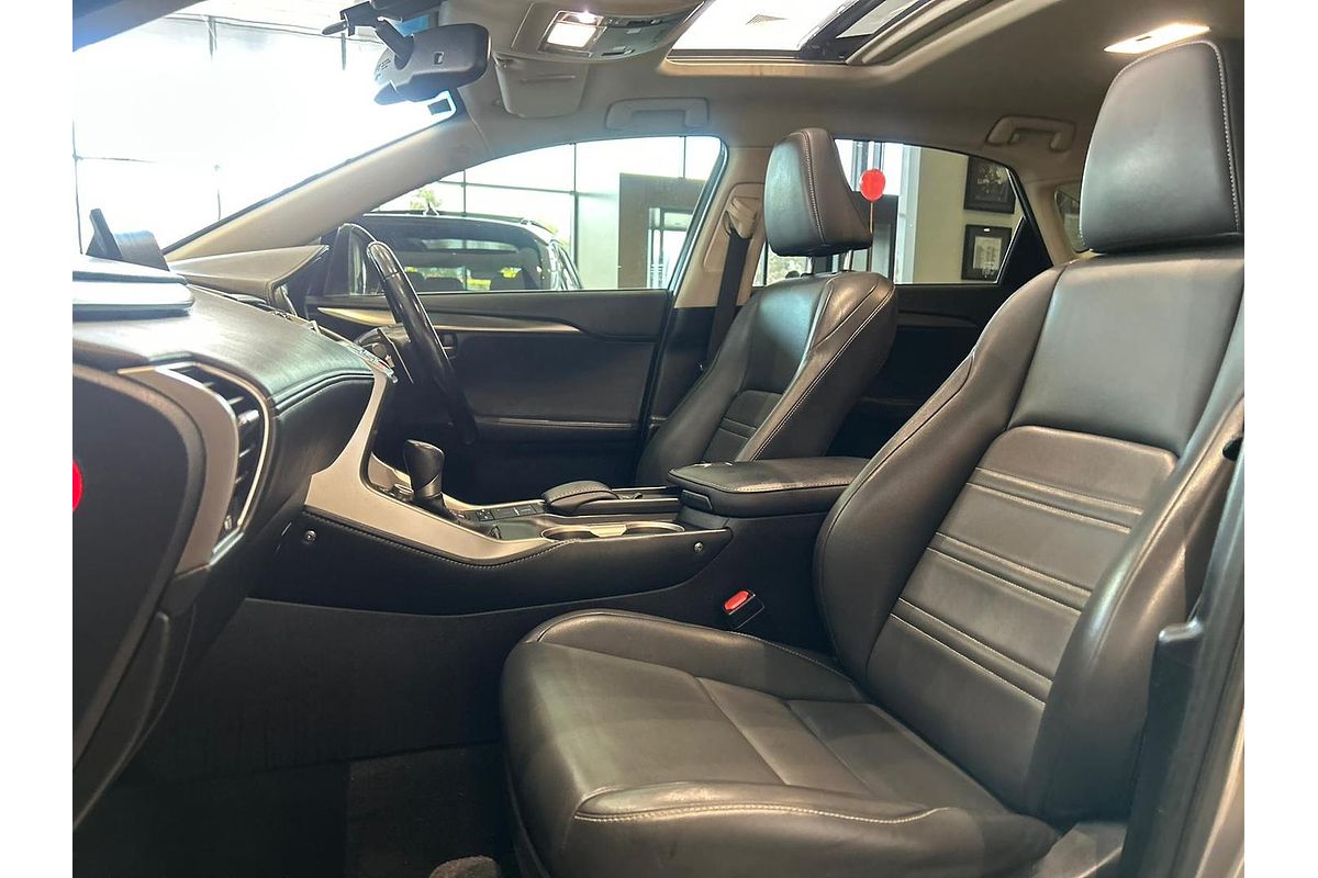 2016 Lexus NX NX200t Luxury AGZ10R