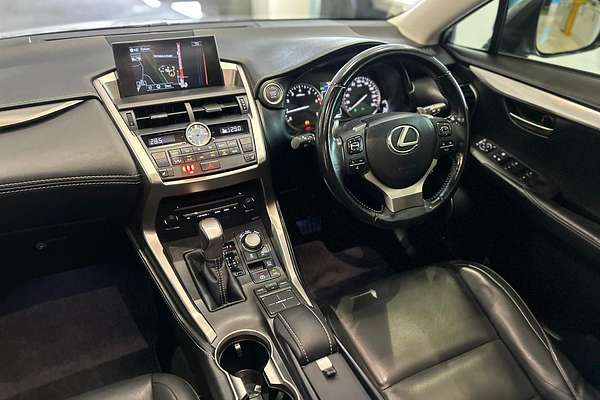 2016 Lexus NX NX200t Luxury AGZ10R