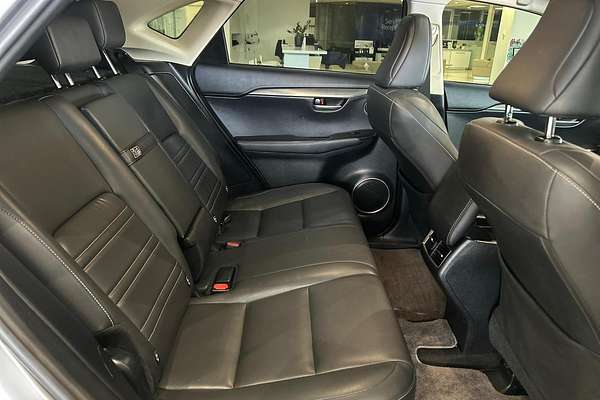 2016 Lexus NX NX200t Luxury AGZ10R