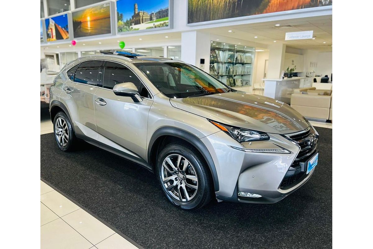 2016 Lexus NX NX200t Luxury AGZ10R