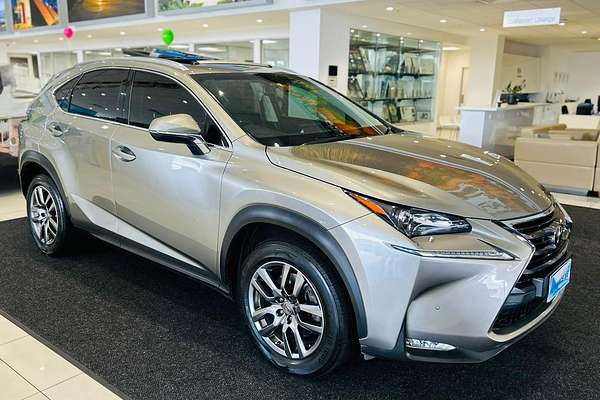 2016 Lexus NX NX200t Luxury AGZ10R