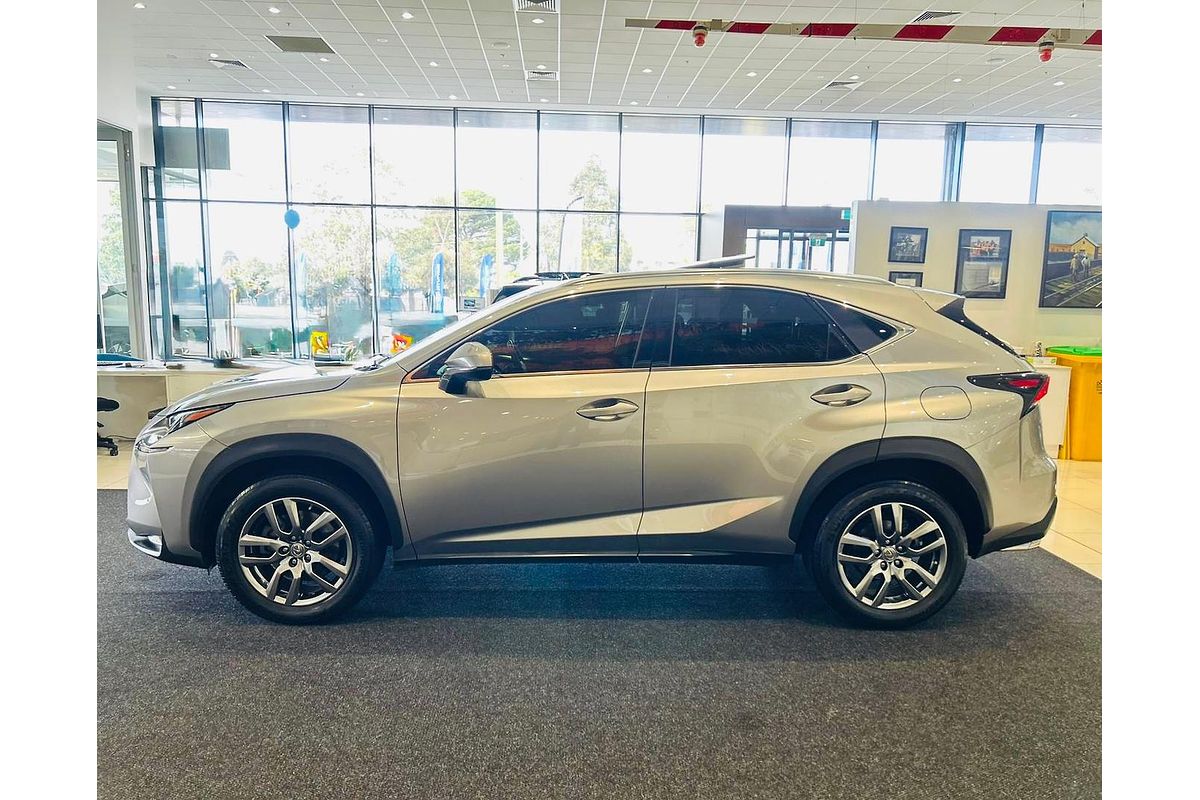 2016 Lexus NX NX200t Luxury AGZ10R
