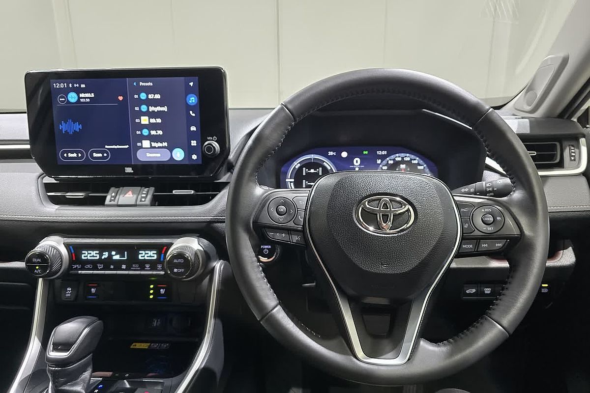 2024 Toyota RAV4 Cruiser AXAH52R