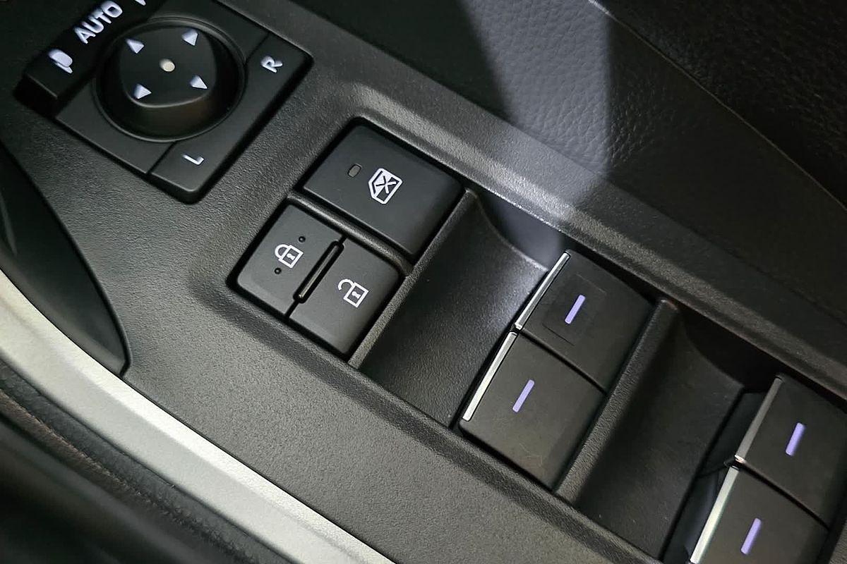 2024 Toyota RAV4 Cruiser AXAH52R