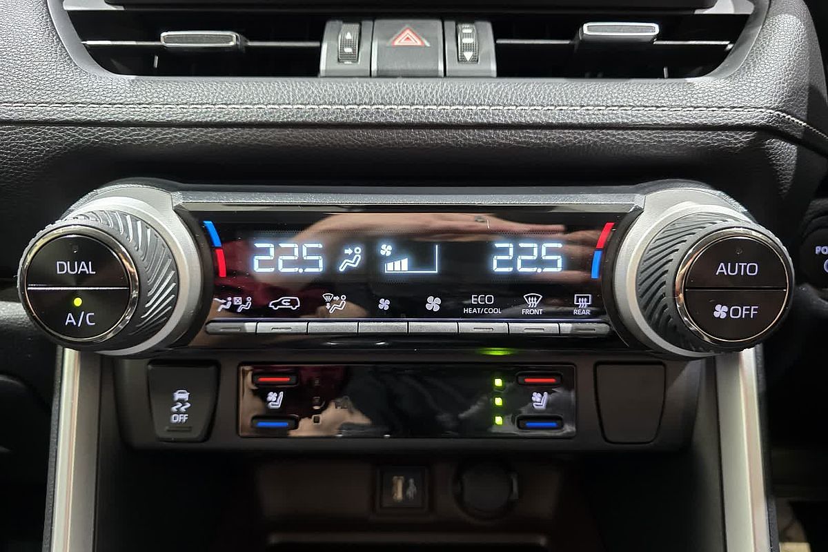 2024 Toyota RAV4 Cruiser AXAH52R