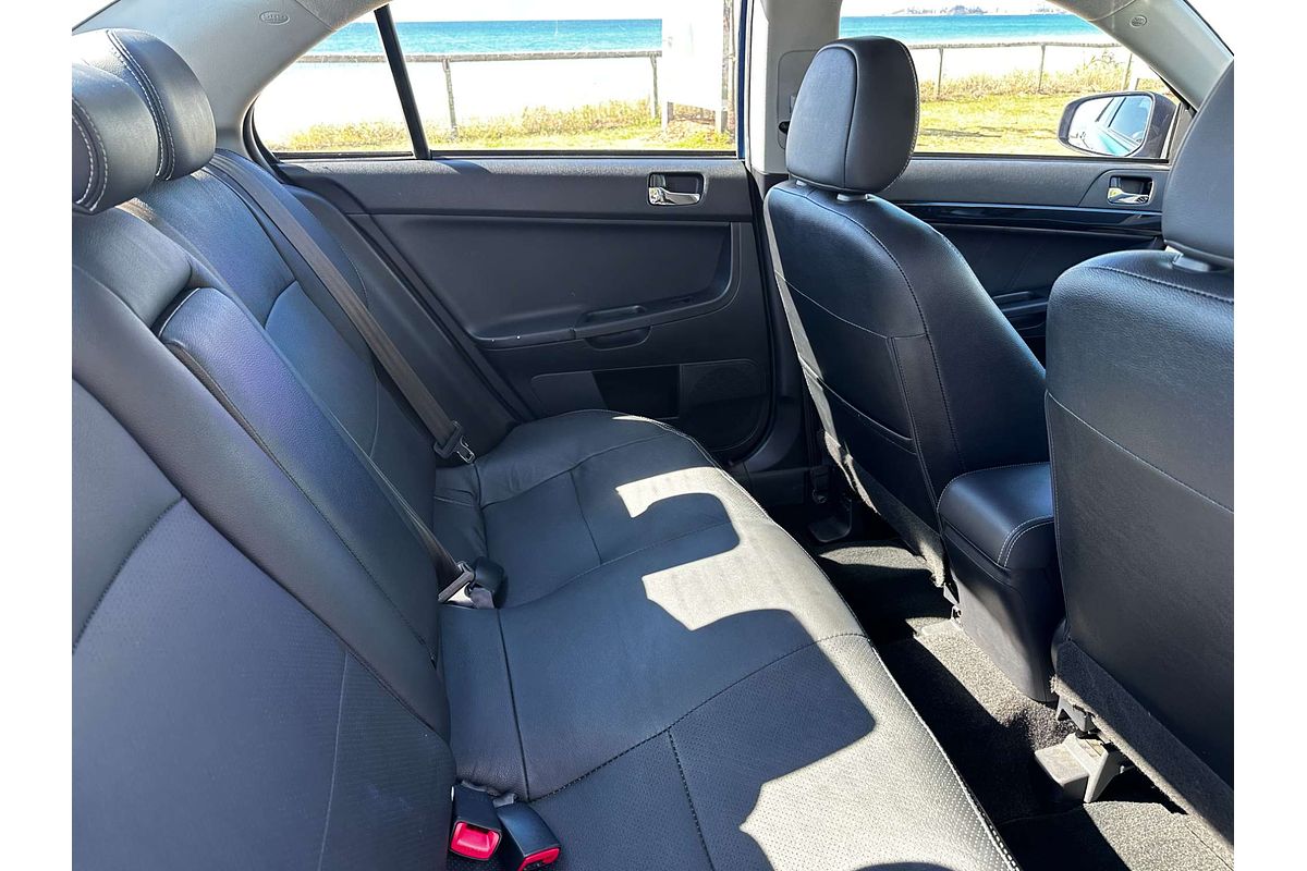 2014 Mitsubishi Lancer LS CJ