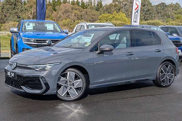 2025 Volkswagen Golf 110TSI R-Line 8.5