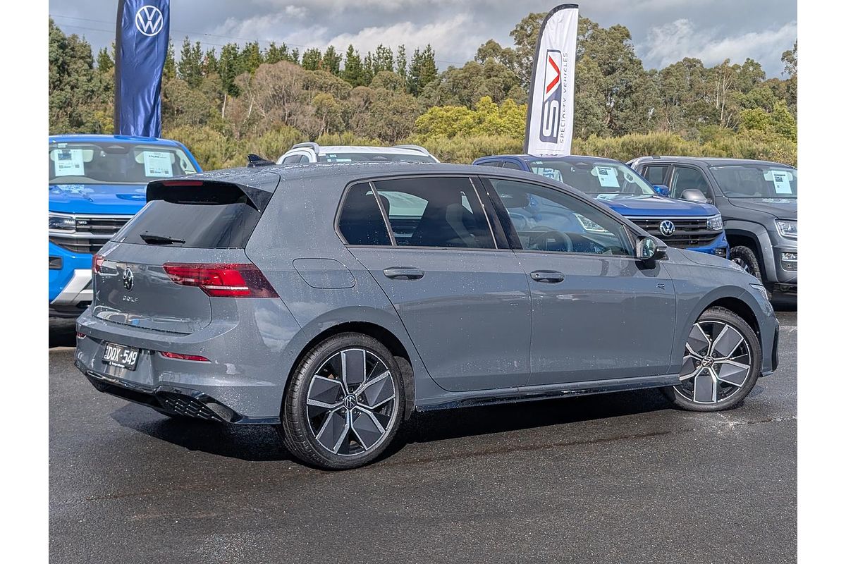 2025 Volkswagen Golf 110TSI R-Line 8.5