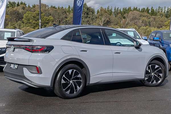 2025 Volkswagen ID.5 Pro E2