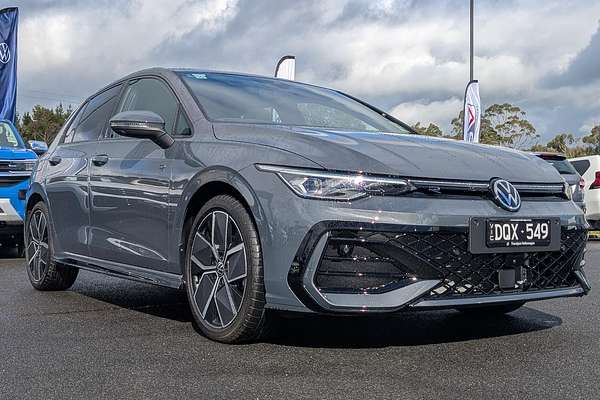 2025 Volkswagen Golf 110TSI R-Line 8.5