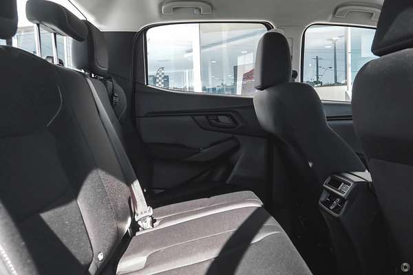 2024 Isuzu D-MAX SX High Ride Rear Wheel Drive