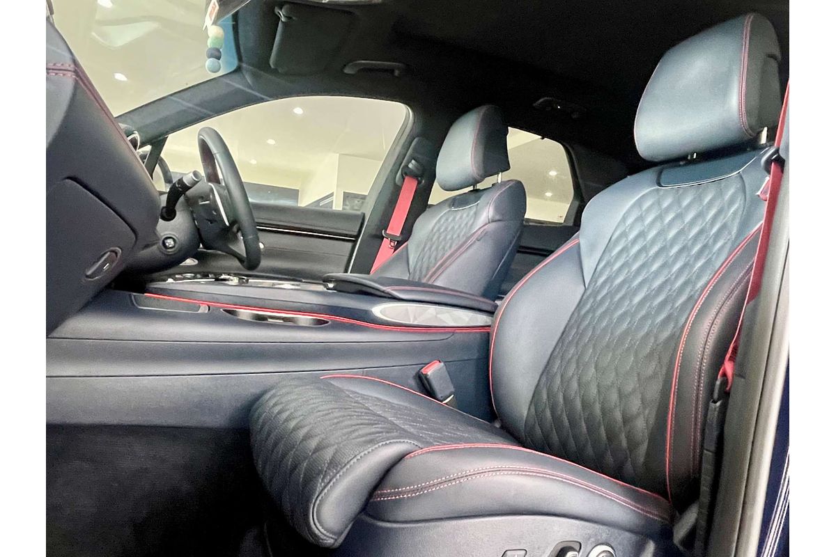 2023 Genesis GV70 3.5T AWD Sport JK.V2
