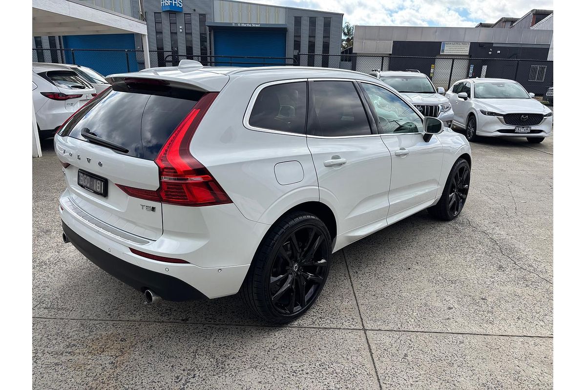 2020 Volvo XC60 T5 Momentum
