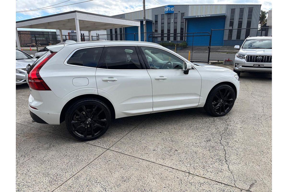 2020 Volvo XC60 T5 Momentum
