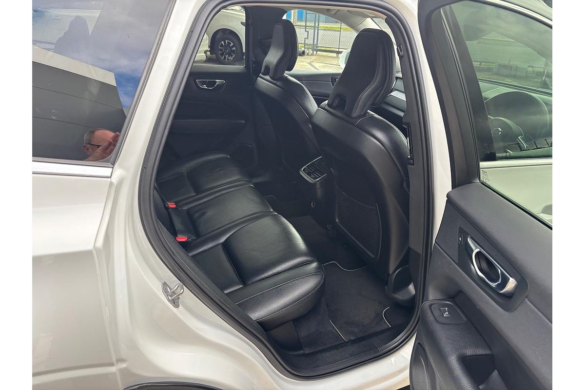 2020 Volvo XC60 T5 Momentum