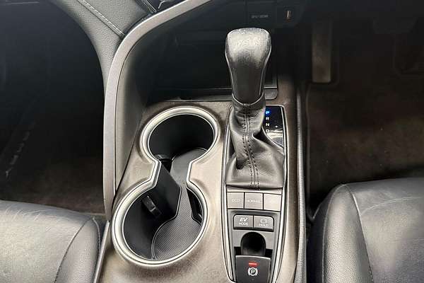 2021 Toyota Camry SX AXVH70R