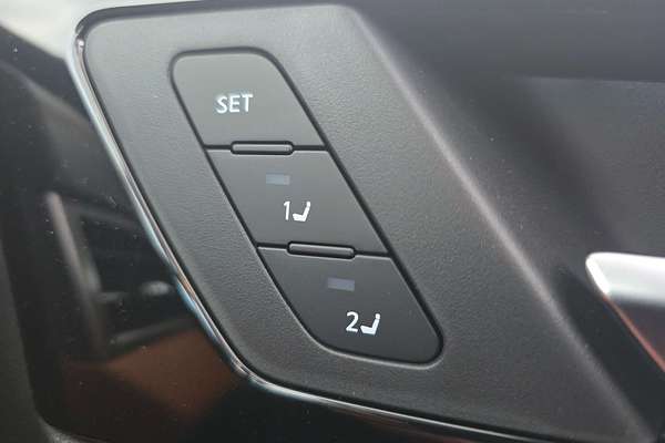 2025 Mitsubishi Outlander PHEV Exceed Tourer ZM