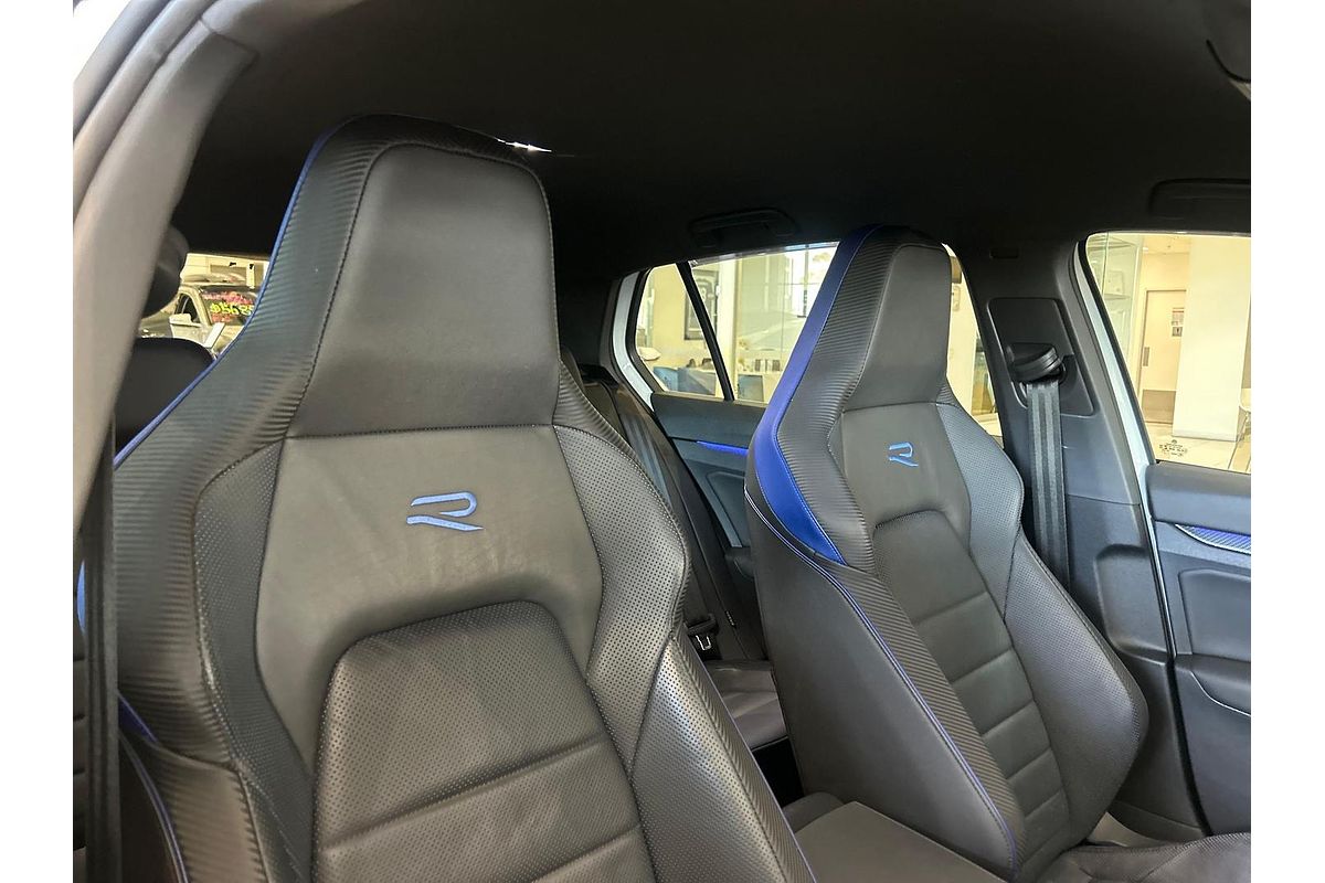 2022 Volkswagen Golf R 8