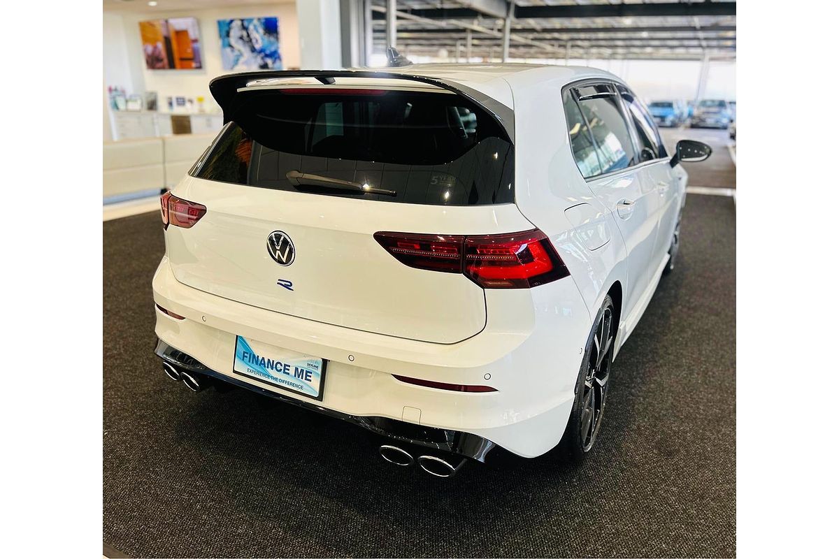 2022 Volkswagen Golf R 8