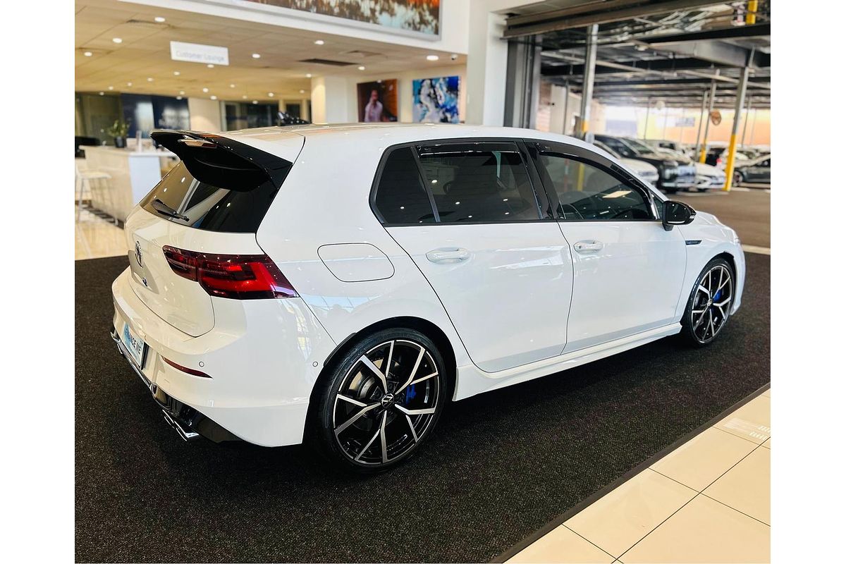 2022 Volkswagen Golf R 8