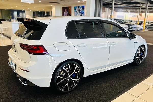 2022 Volkswagen Golf R 8