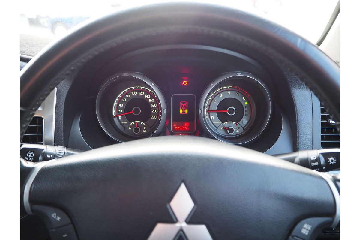 2020 Mitsubishi Pajero GLX NX