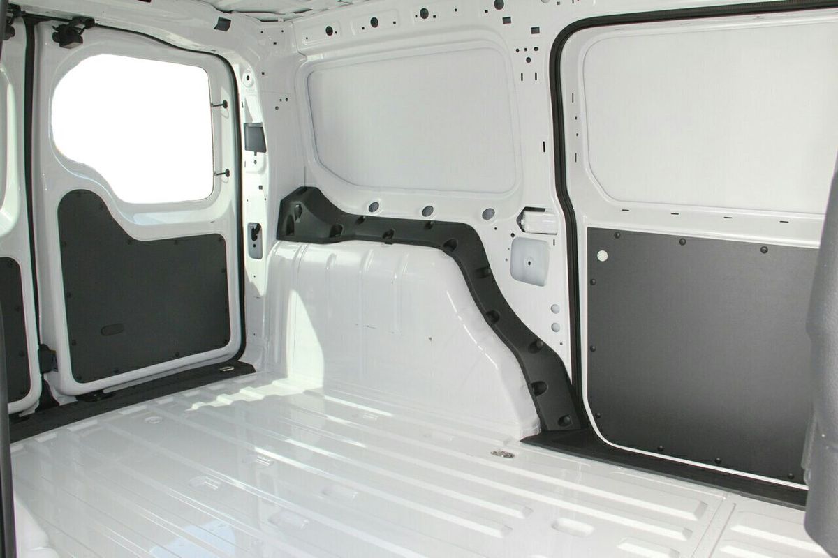 2025 Volkswagen Caddy TDI320 5 LWB