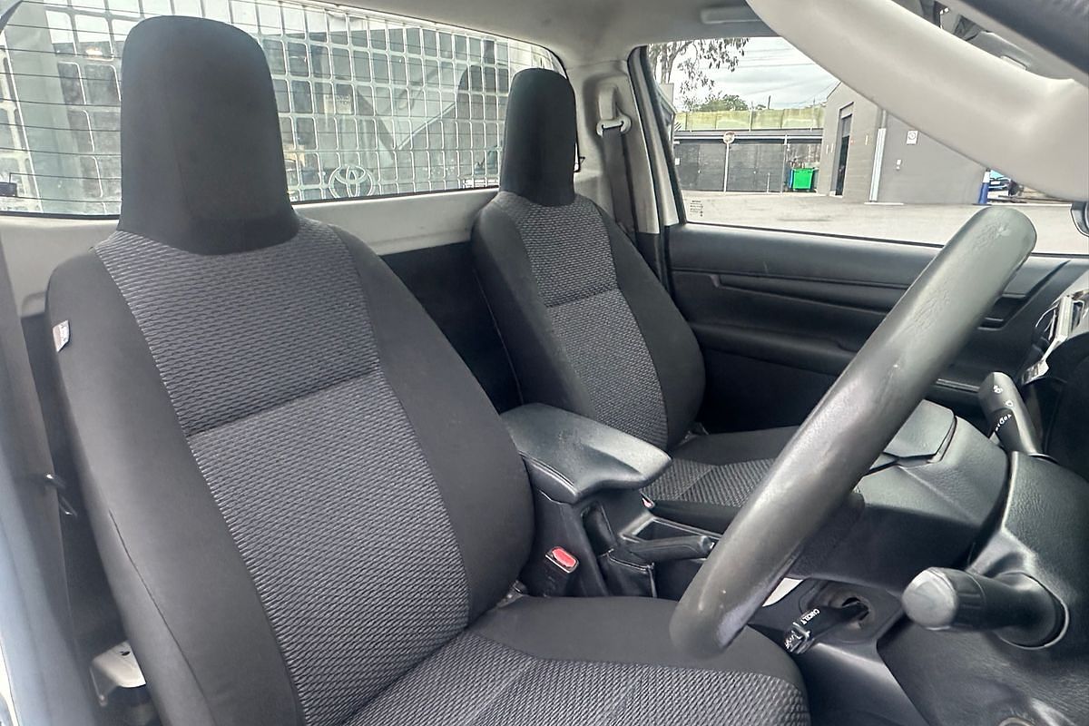 2016 Toyota Hilux Workmate TGN121R Rear Wheel Drive
