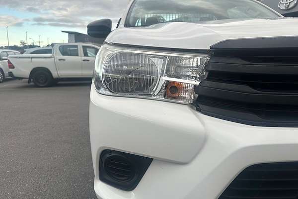 2016 Toyota Hilux Workmate TGN121R Rear Wheel Drive