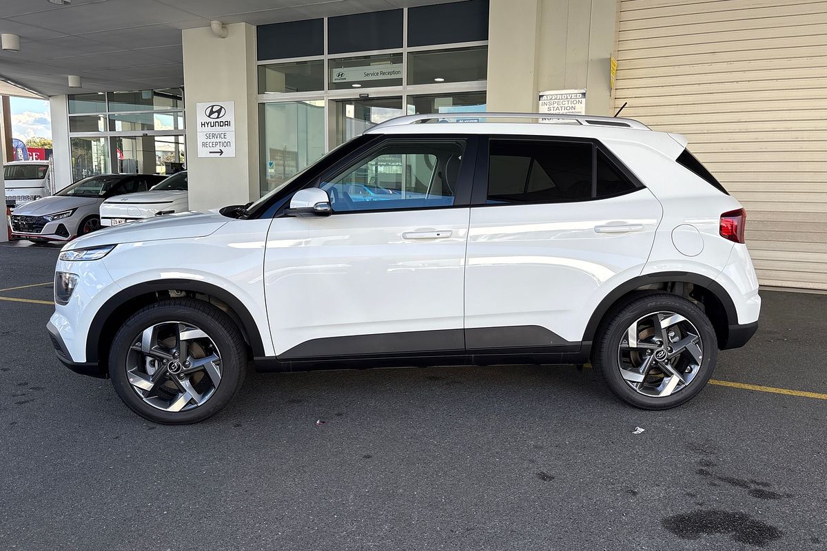 2025 Hyundai Venue Elite QX.V5