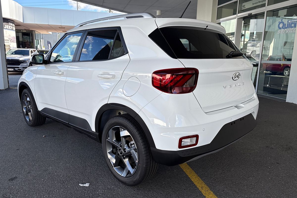2025 Hyundai Venue Elite QX.V5