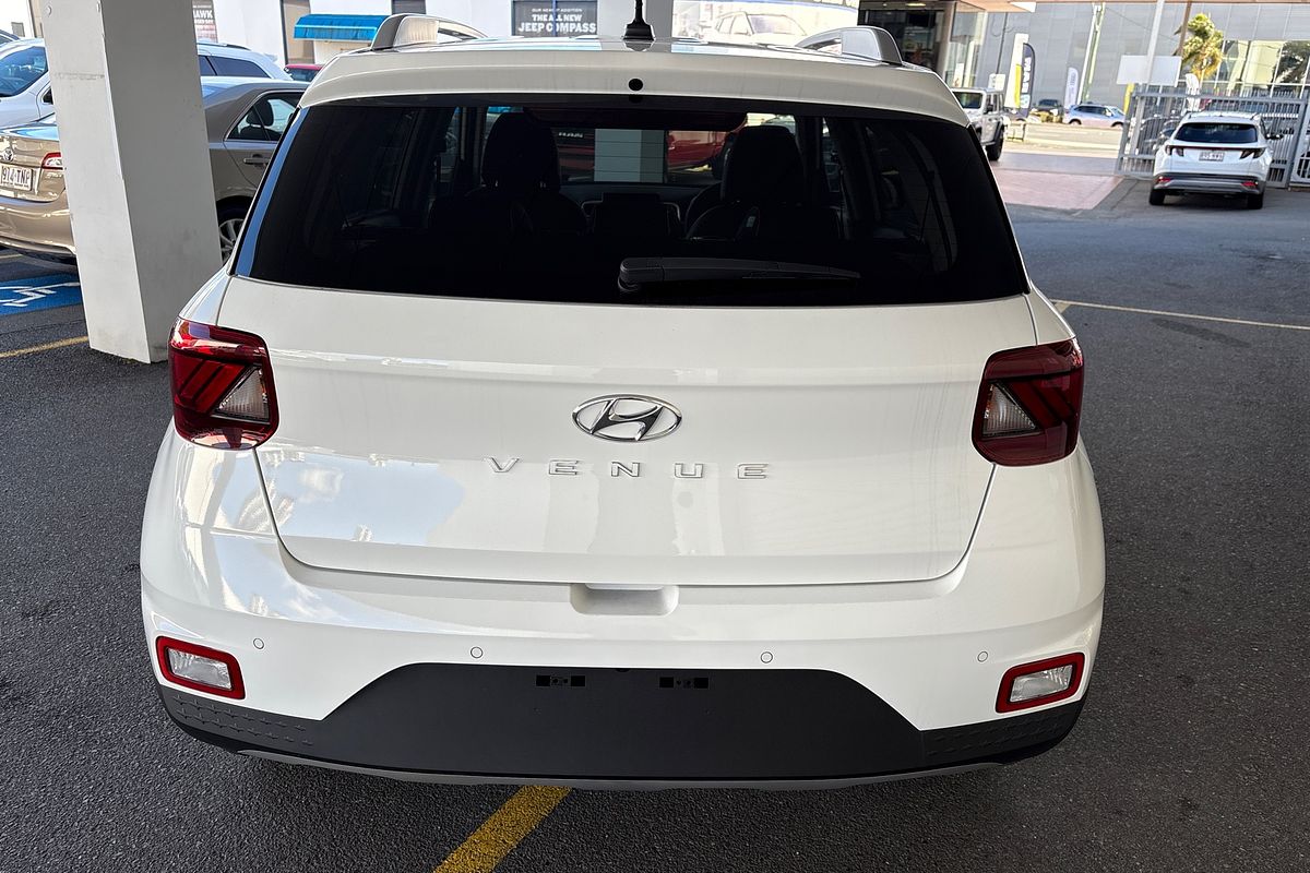 2025 Hyundai Venue Elite QX.V5