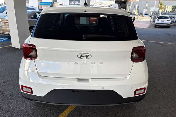 2025 Hyundai Venue Elite QX.V5