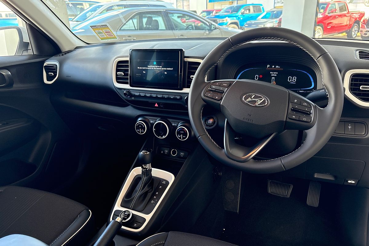 2025 Hyundai Venue Elite QX.V5