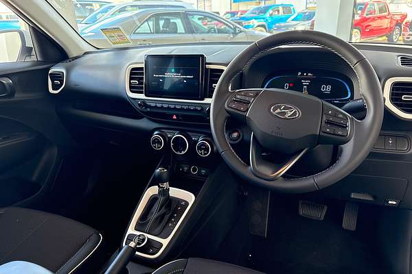 2025 Hyundai Venue Elite QX.V5