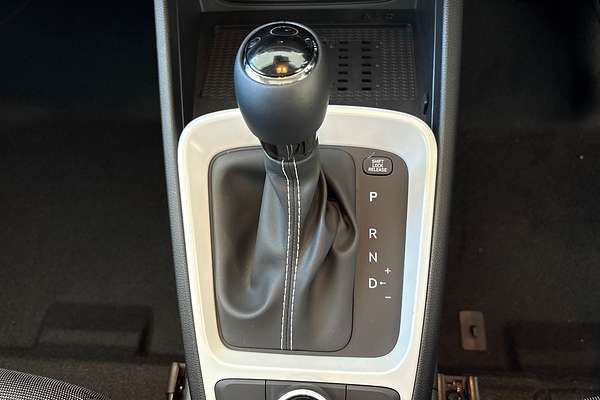 2025 Hyundai Venue Elite QX.V5