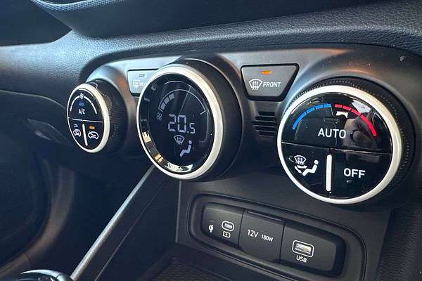 2025 Hyundai Venue Elite QX.V5